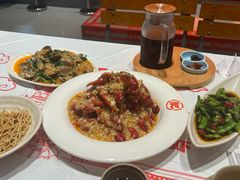 -肥肥虾庄·金牌油焖大虾(杨园滨江时代walk店)