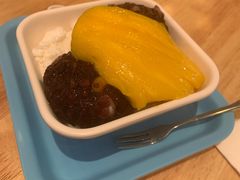 芒果白雪黑糯米甜甜-满记甜品(荟聚购物中心店)