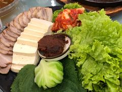 蔬菜包肉-第二外国语学院-韩国餐厅(朝阳路店)