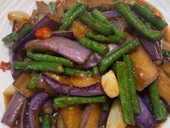 -小菜园新徽菜(宜兴八佰伴店)