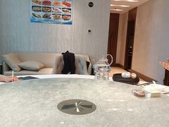 -益健名厨海鲜城(夏湾店)