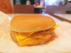 双层芝士汉堡-麦当劳(凯德MALL太阳宫店)