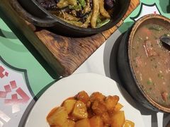 -鑫小城故事·藕汤·家常菜(台北一路总店)