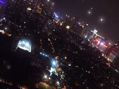 -唐拉雅秀酒店-西锦汇空中BBQ·思创餐厅