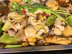 -后街佬·炭火鲜鱼杂(南城店)