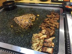 -小黑猪石板烤肉(皇冠花园店)
