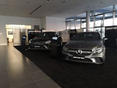 -天津波士信达奔驰4S店(卫津南路店)