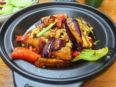 -云海肴·汽锅鸡·云南代表菜(天山百盛优客店)