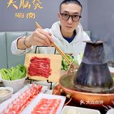 要说最解馋，还是得咱地道的铜锅涮肉