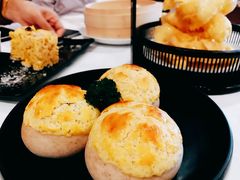 酥皮叉烧包-白天鹅宾馆-宏图府餐厅