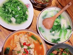 -老滇山寨•云南特色菜•地方菜•民族风情歌舞表演(金碧店)