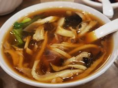 酸辣肚丝汤-西安贾三灌汤包·回坊小吃·清真炒菜(北院门总店)