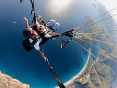 -费特希耶滑翔伞