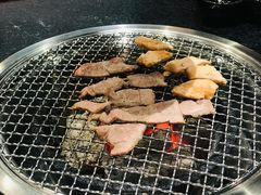 -喵小乙碳火烤肉(大坪协信星光天地店)