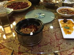 -万重锦·人文川菜馆(骡马市店)