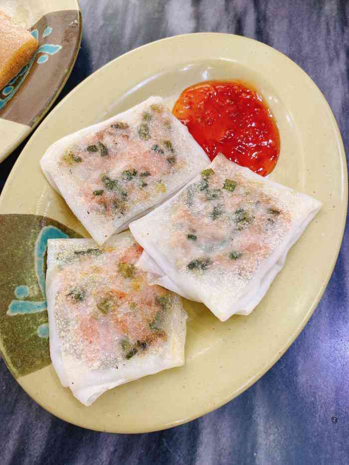 黄均记陈村粉(锦龙路店)-"在广州南站下车,已是深夜.跟随拥挤的人流.