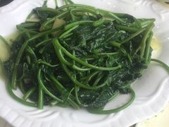 -鑫悦楼煎蟹·16年海鲜大排档