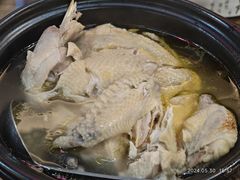 -缘来聚·徽菜名店(黄山宏村店)