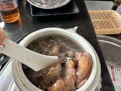 -牛一煲美食(江高店)