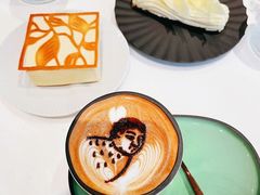 摩卡-潮一不贰·法式甜品·生日蛋糕·西式简餐(外滩店)