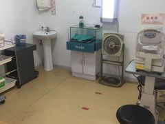 -上海大学附属上海和平眼科医院