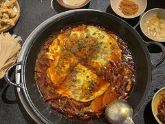 -四小区火锅·巷子里的重庆火锅(花照壁店)