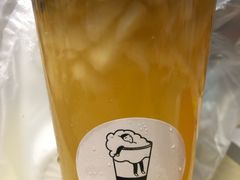 菠萝白香果-白日梦奶茶
