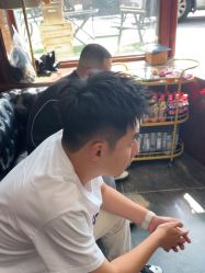 -绅仕門男士理发馆