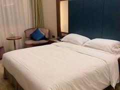 -上海浦东假日酒店