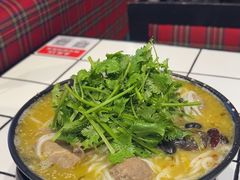 -肥汁米蘭香港米线(长宁来福士店)