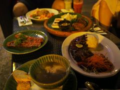 -Pundi Pundi Restaurant