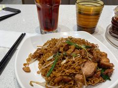 干炒鸡扒公仔面-香港新发烧腊茶餐厅(水围店)