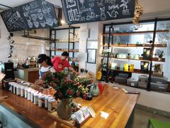 -唐咖精品咖啡(大理古城手冲店)