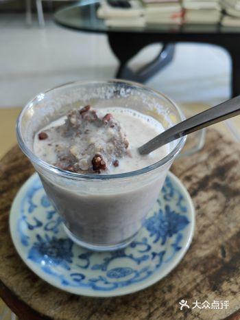 上次去东钱湖溜达 走得热得不行时 买了一支很普通的棒