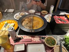 -牛YO寿喜烧·铁板烧和牛火锅自助(市府恒隆店)