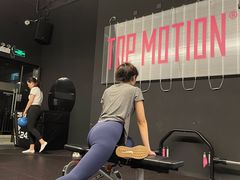 -TOP健身私教工作室(侨香店)