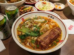 -顺溜·手工刀削面·黑金店(铜锣湾店)