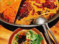 -周小明火锅(黑金冠社区店)