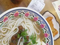 -鑫花溪牛肉米粉(人民广场店)