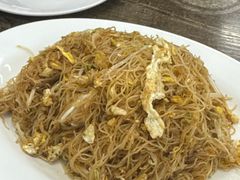 鸡蛋炒米粉-贞姨美食·老字号海鲜大排档