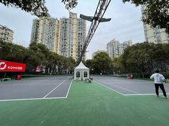 -快网网球俱乐部(徐汇爱建园店)