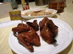 驰名石岐乳鸽-石岐佬中山菜馆(张溪店)