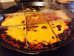 -岗上渣渣老火锅(两路口店)