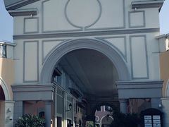 -佛罗伦萨小镇广佛名品奥特莱斯(疏港路店)