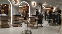 大厅-苏豪路易士·嘉玛发廊