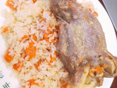 豪华羊腿饭-巴依家新疆手抓饭(菱角湖万达店)
