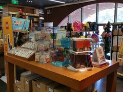 -外研书店(北京外国语大学西校区北外国际大厦店)