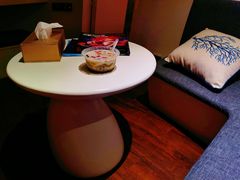 -皇马海口湾海景酒店(万绿园秀英港店)