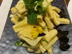 云耳温拌鲜腐竹-宋庄魁元艺术餐厅