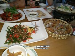 -鲁小三·大骨自助(金山总店)